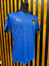 Load image into Gallery viewer, Euro 2020 Italy Strip
